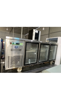Bàn mát công nghiệp Sanden 1,8m, mới 88%