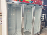 Tủ mát 3 cánh kính Kistem KIS-XS200R3/2010 lít