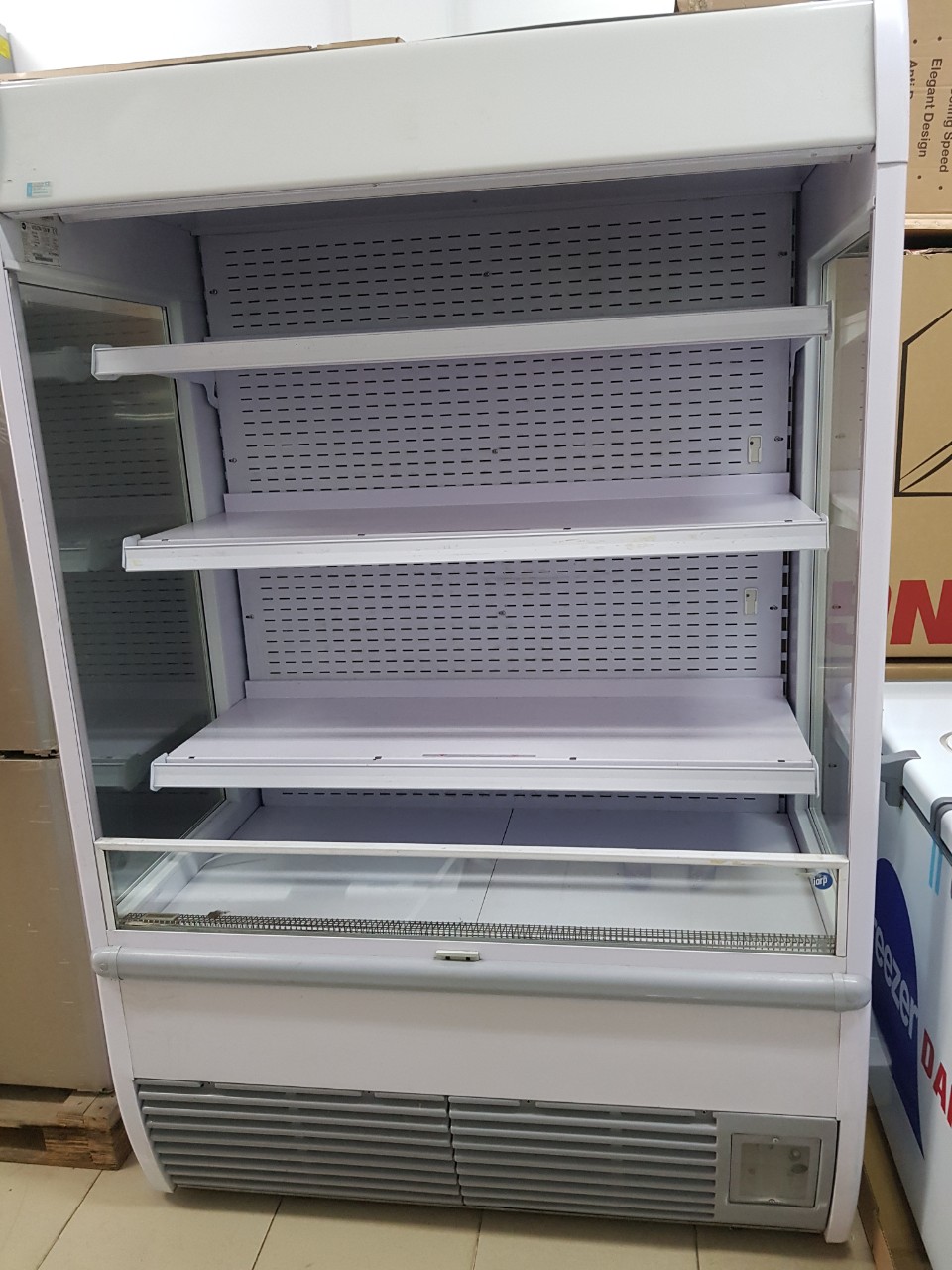 Tủ mát siêu thị IARP VISION 120 , mới 89%,